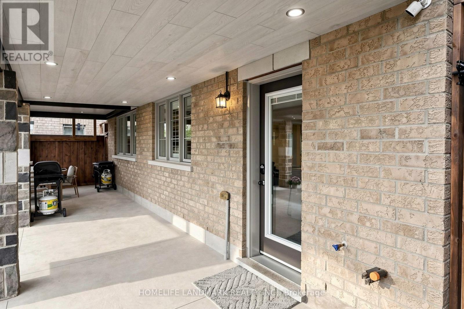 563 Beam Court, Milton, Ontario  L9E 1L4 - Photo 35 - W13761748