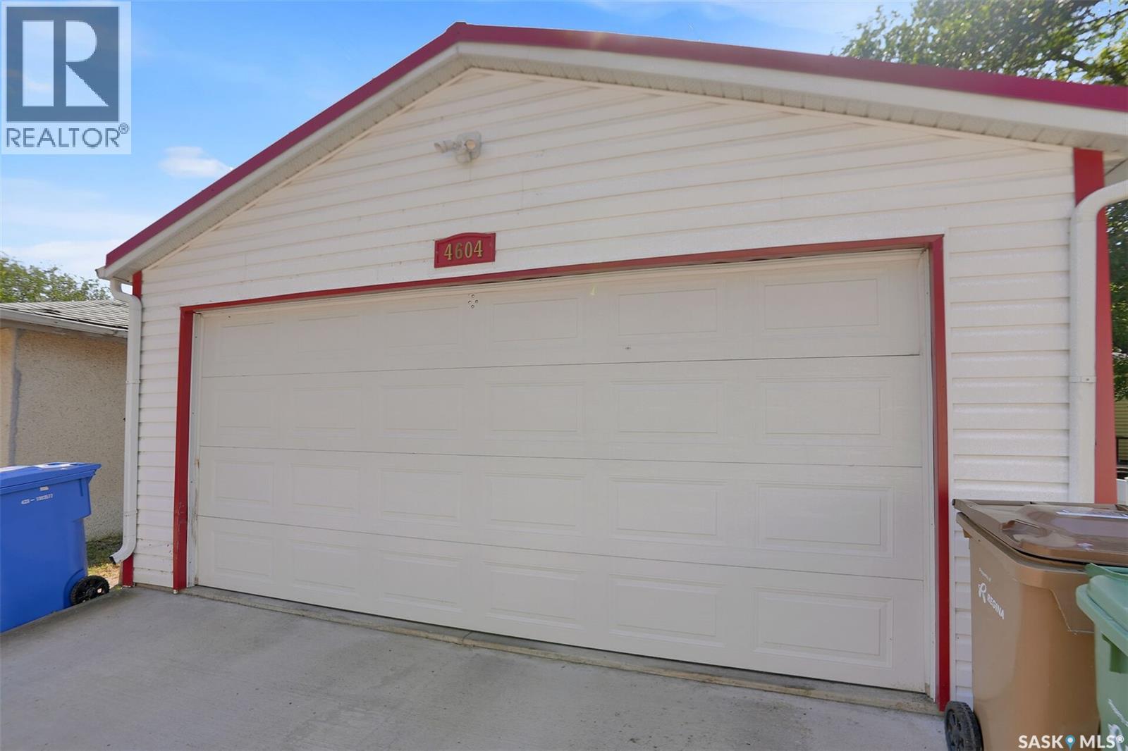 4604 Dewdney Avenue, Regina, Saskatchewan  S4T 1B4 - Photo 30 - SK047766