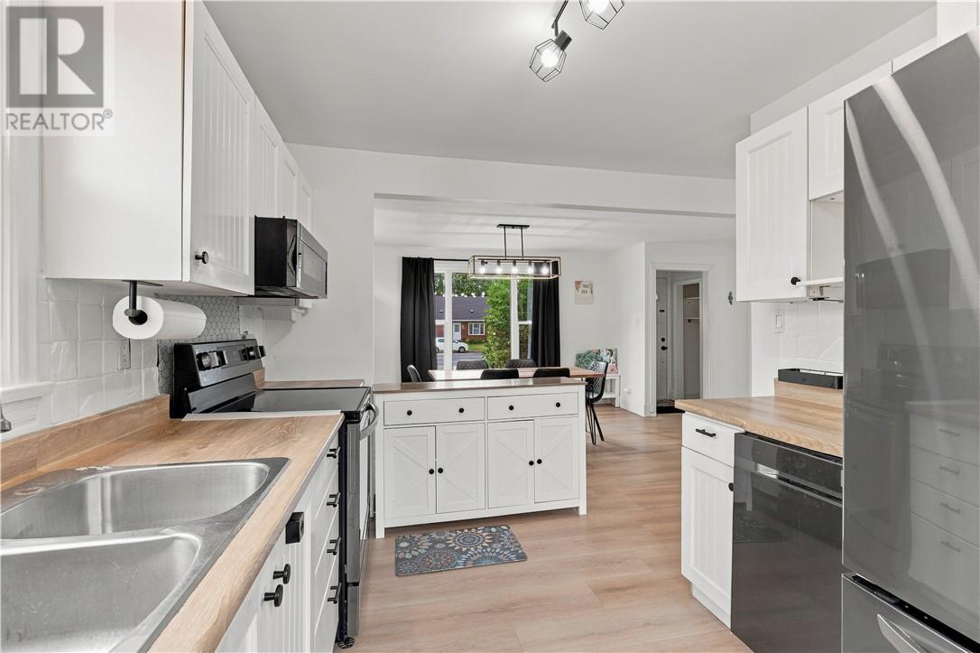 587 Main Street, Lively, Ontario  P3Y 1M9 - Photo 10 - 2130250