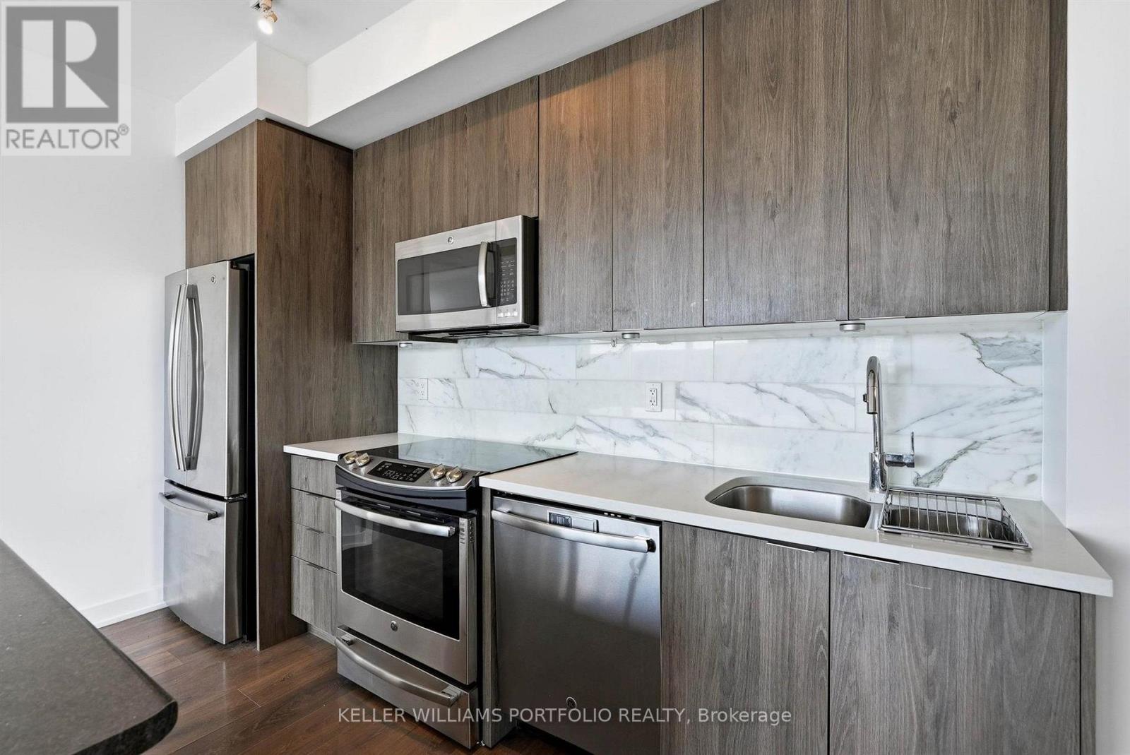 1009 - 50 Bruyeres Mews, Toronto, Ontario  M5V 0H8 - Photo 21 - C13759530