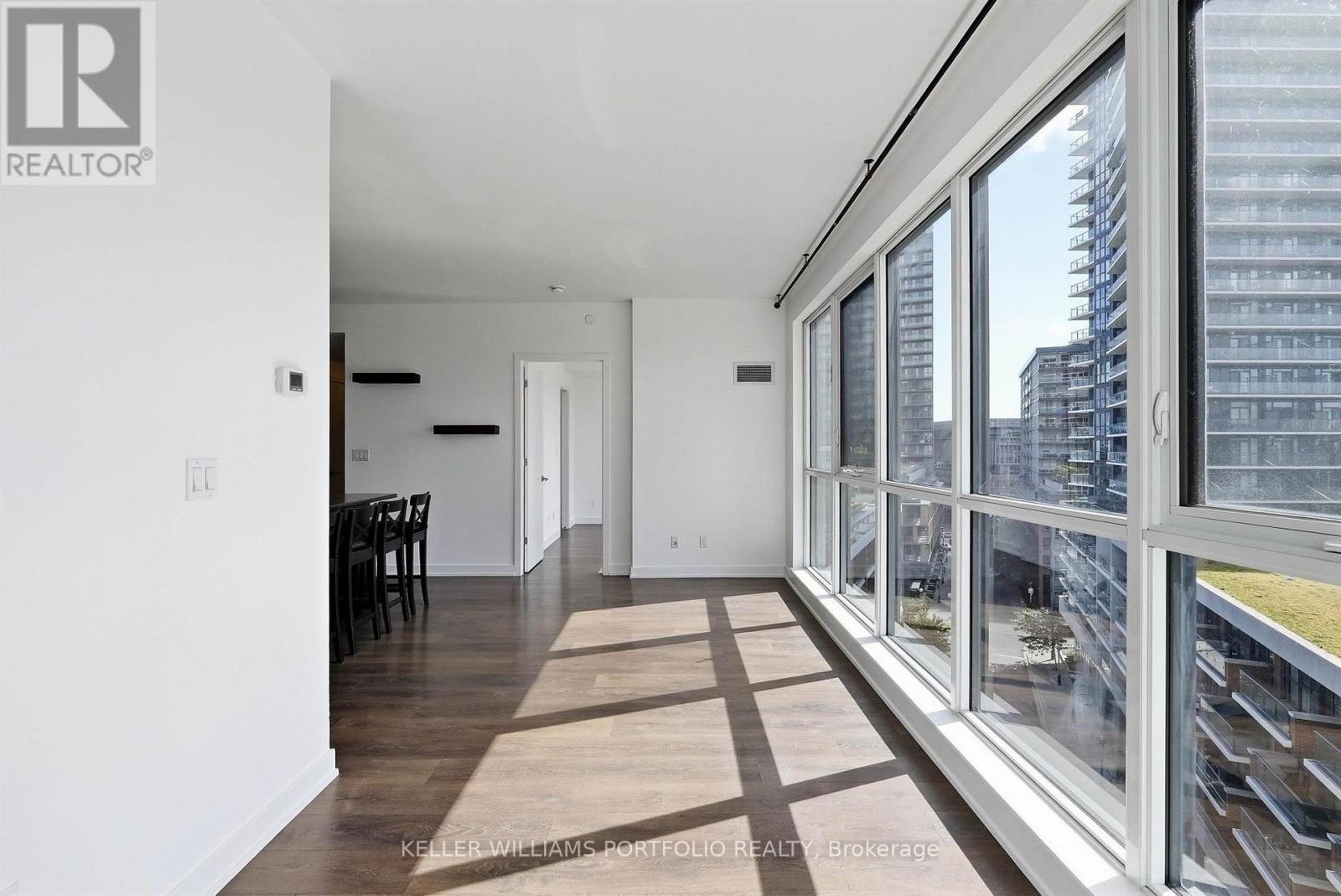 1009 - 50 Bruyeres Mews, Toronto, Ontario  M5V 0H8 - Photo 9 - C13759530