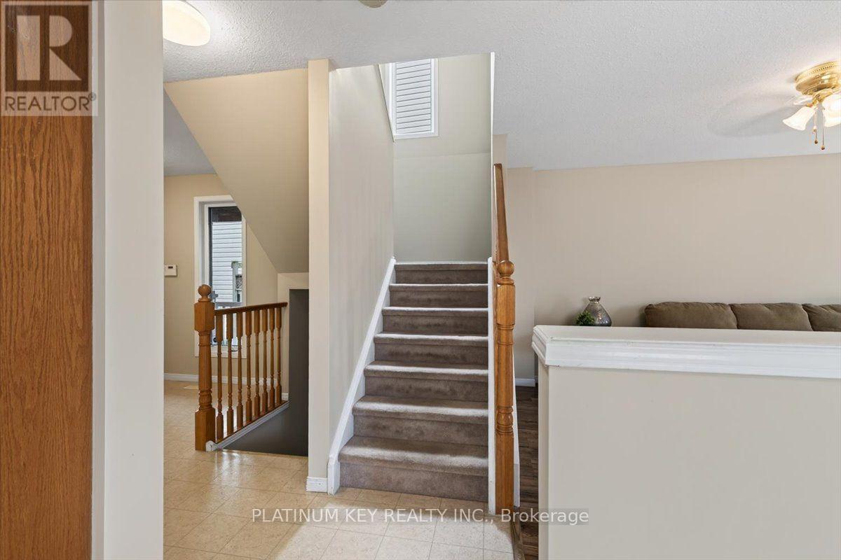 618 Fieldgate Circle, London East, Ontario  N5V 5G1 - Photo 18 - X13764488