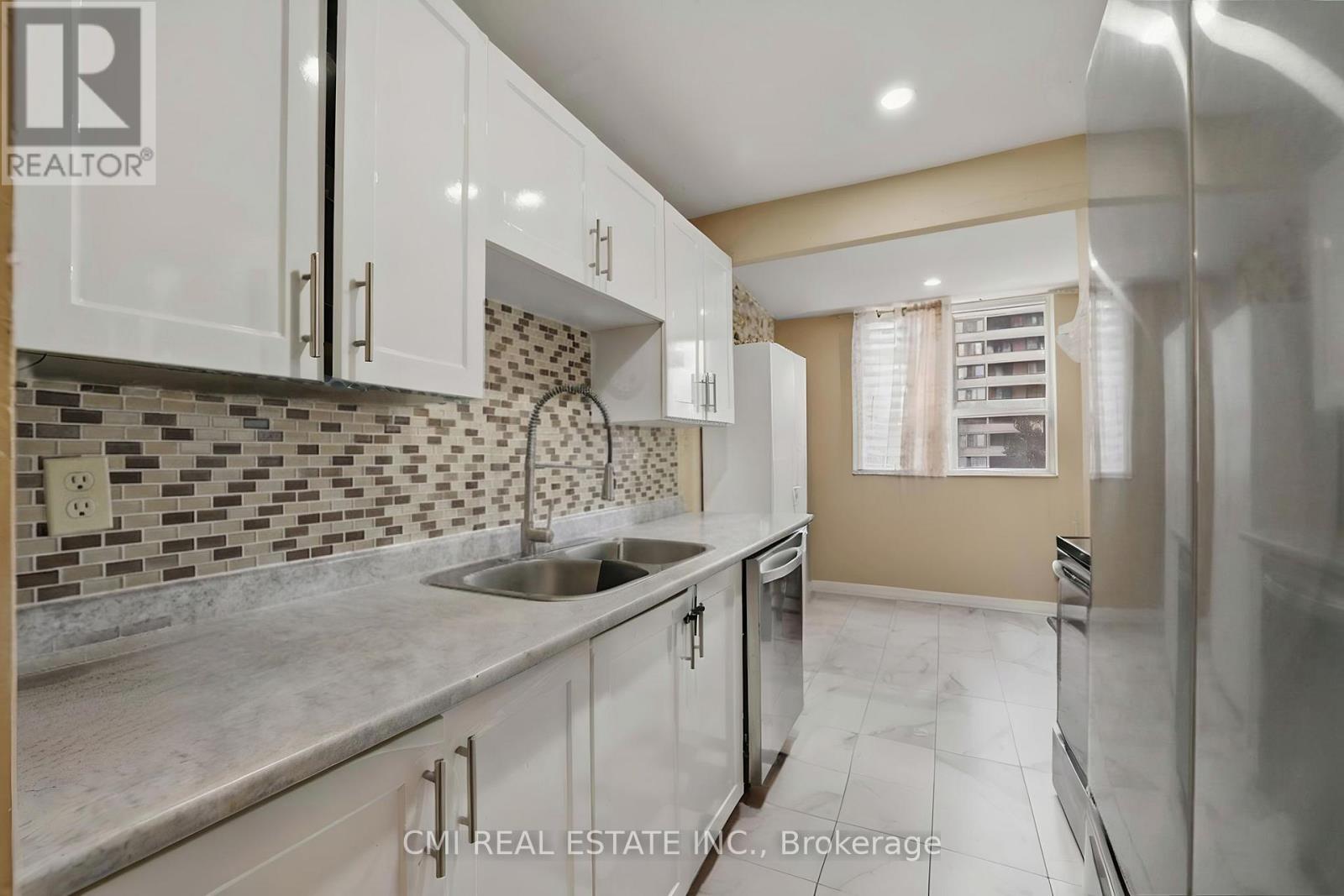 308 - 3 Lisa Street, Brampton, Ontario  L6T 4A2 - Photo 16 - W13042580