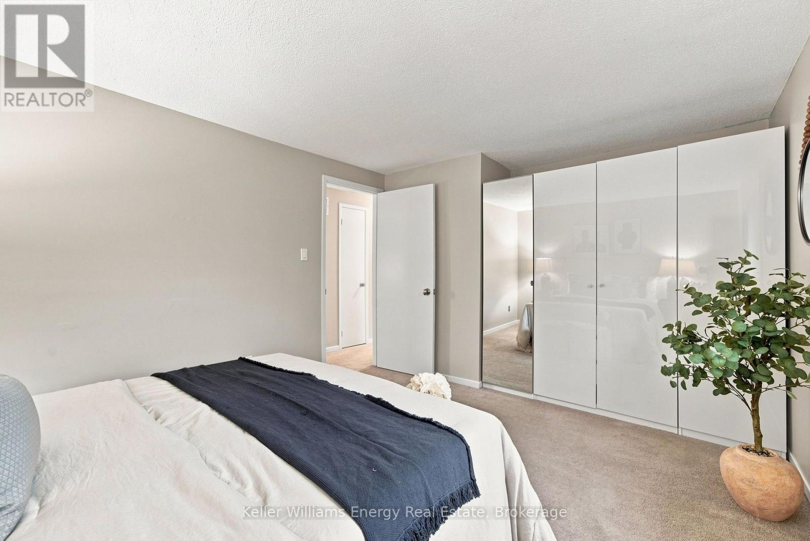 61 Fernbank Place, Whitby, Ontario  L1R 1T1 - Photo 20 - E13765116