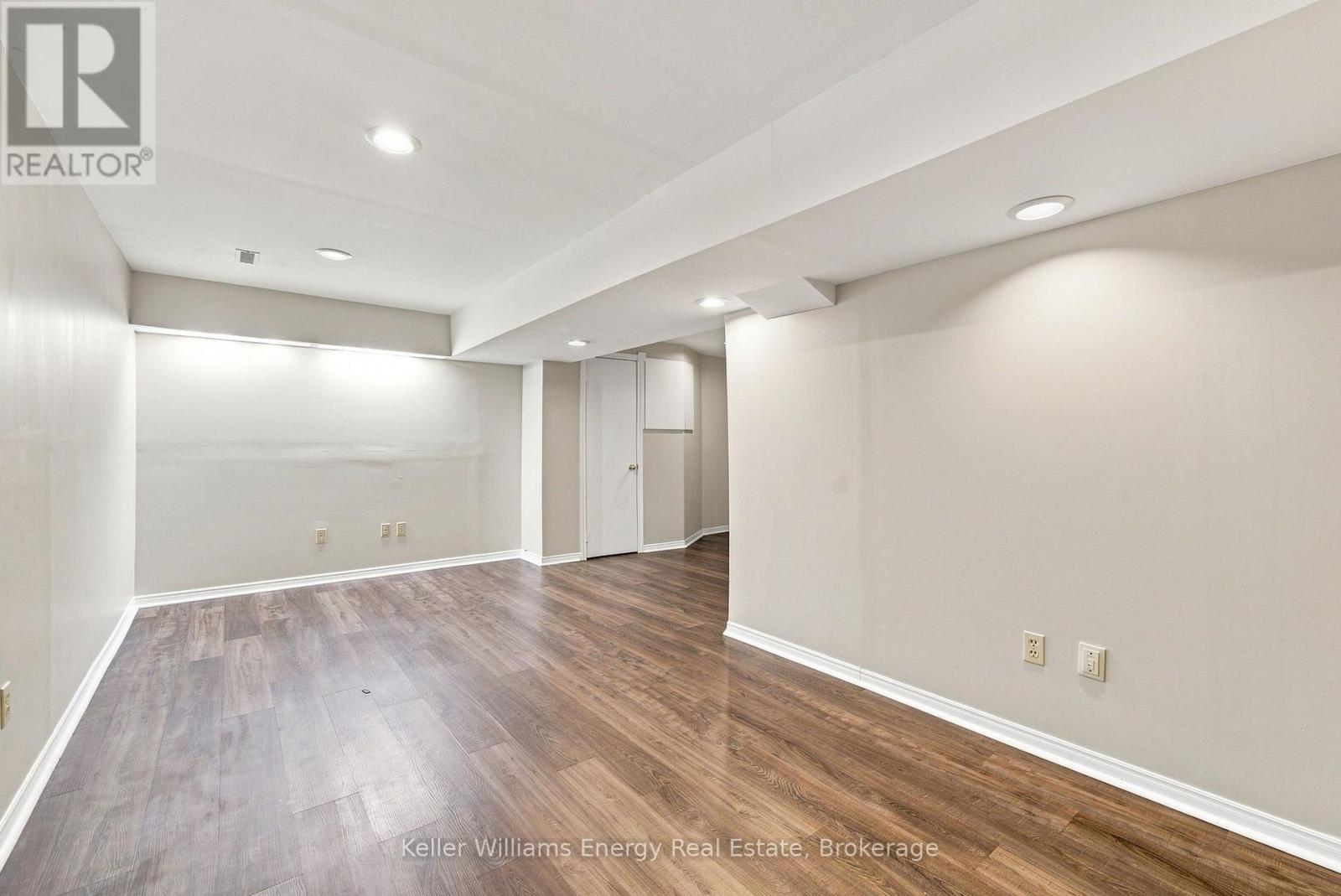 61 Fernbank Place, Whitby, Ontario  L1R 1T1 - Photo 27 - E13765116