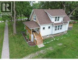 135 MAPLE AVENUE, LaSalle, Ontario