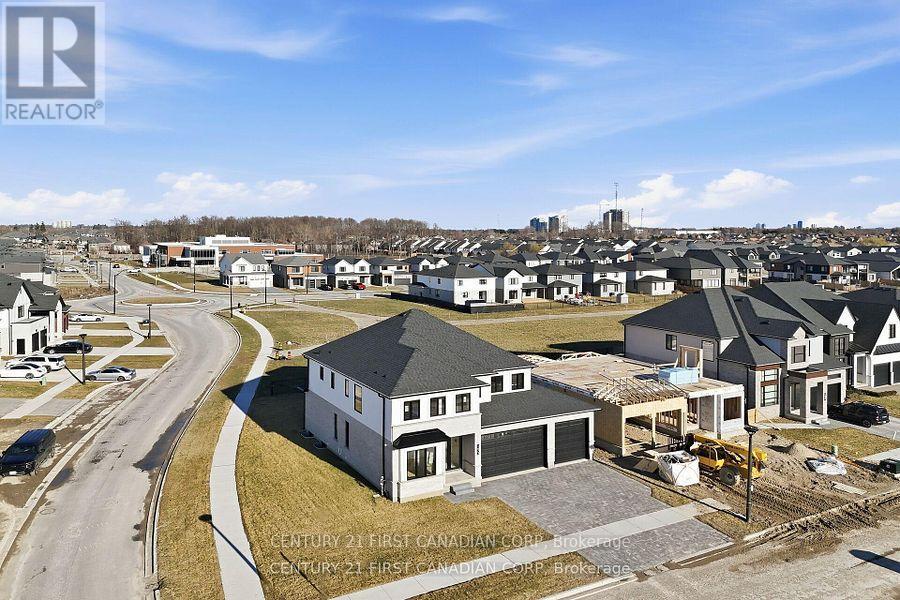 1673 Medway Park Drive, London North, Ontario  N6G 3W1 - Photo 3 - X13765240