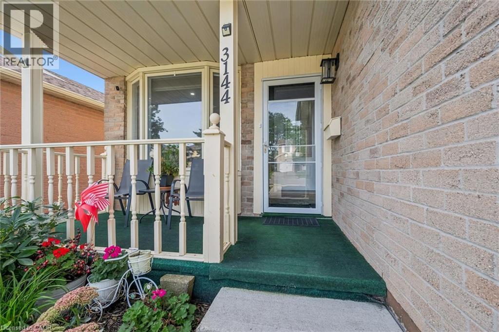 3144 Mccarron Crescent, Mississauga, Ontario  L5N 3H5 - Photo 4 - 40859193