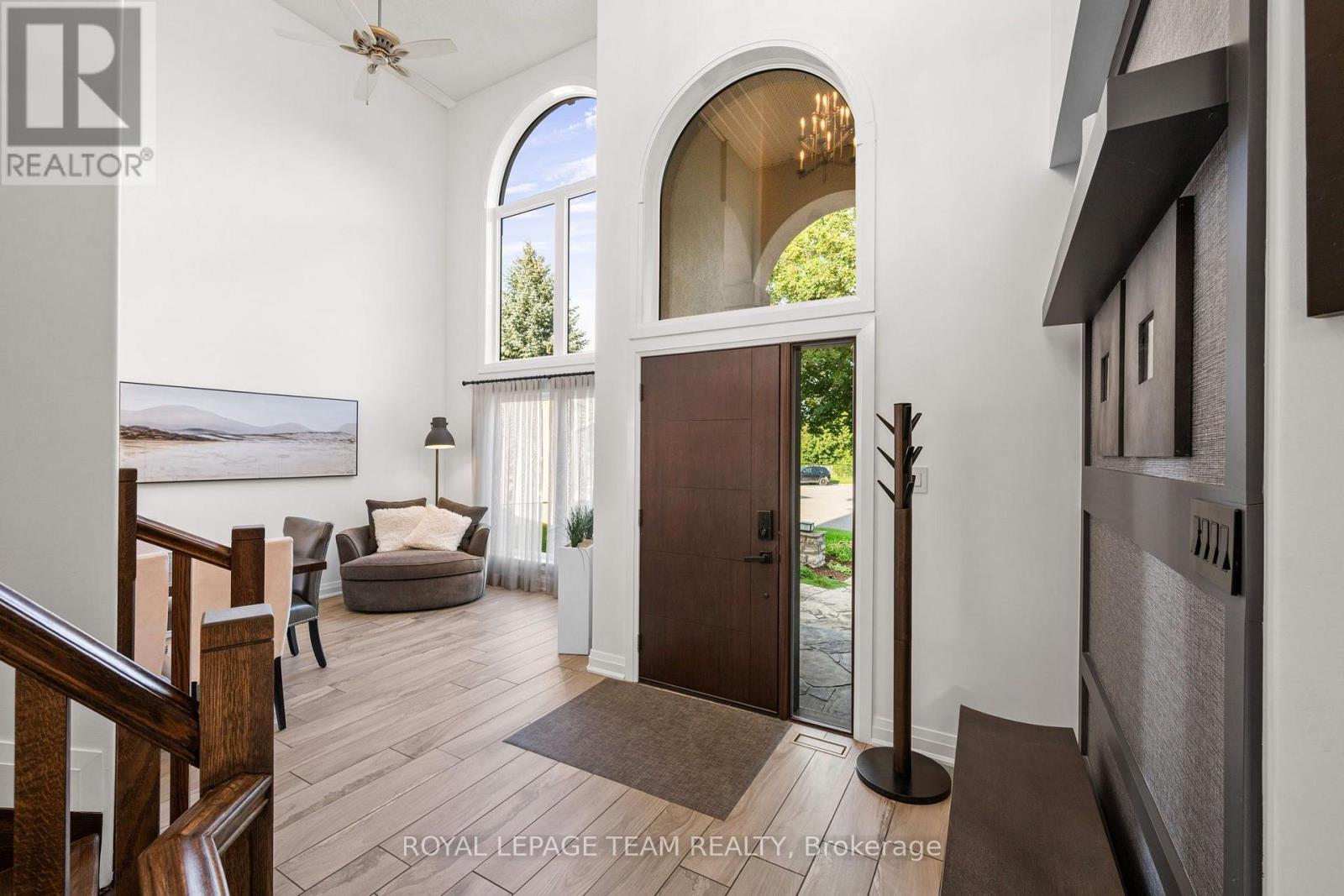 55 Witherspoon Crescent, Ottawa, Ontario  K2K 3L7 - Photo 4 - X13765018