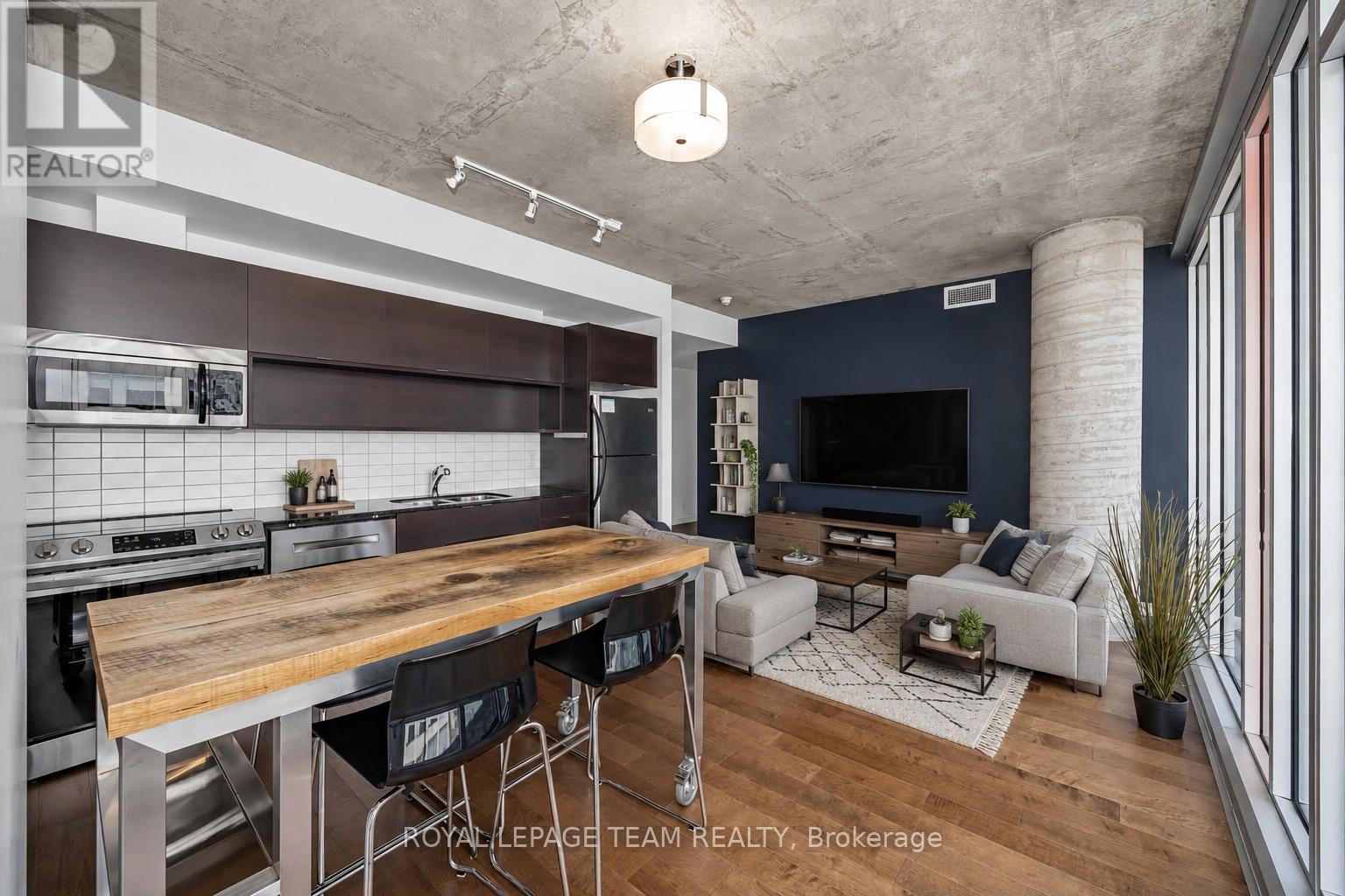 2010 - 324 Laurier Avenue W, Ottawa, Ontario K1N 6P6 - Photo 2 - X13765072