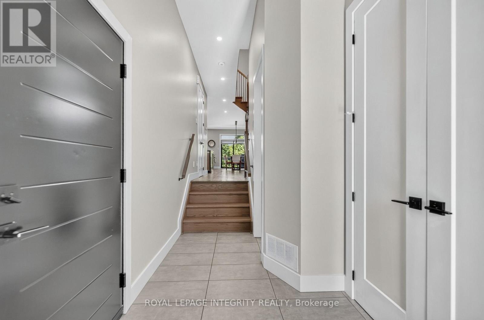 69 Prince Albert Street, Ottawa, Ontario  K1K 2A2 - Photo 2 - X13765104