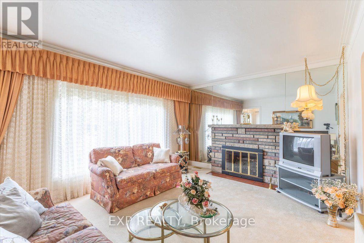 1359 Marchand Street, Ottawa, Ontario  K1B 3N7 - Photo 16 - X13765288
