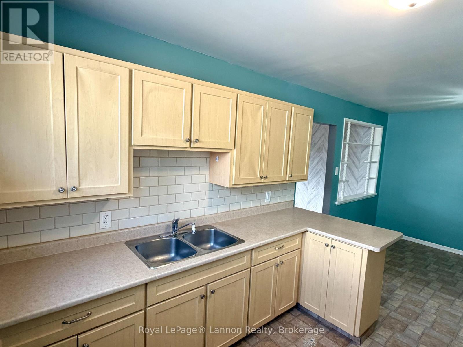 129 Sherbrooke Street, Thunder Bay, Ontario  P7C 4R5 - Photo 7 - X13765052