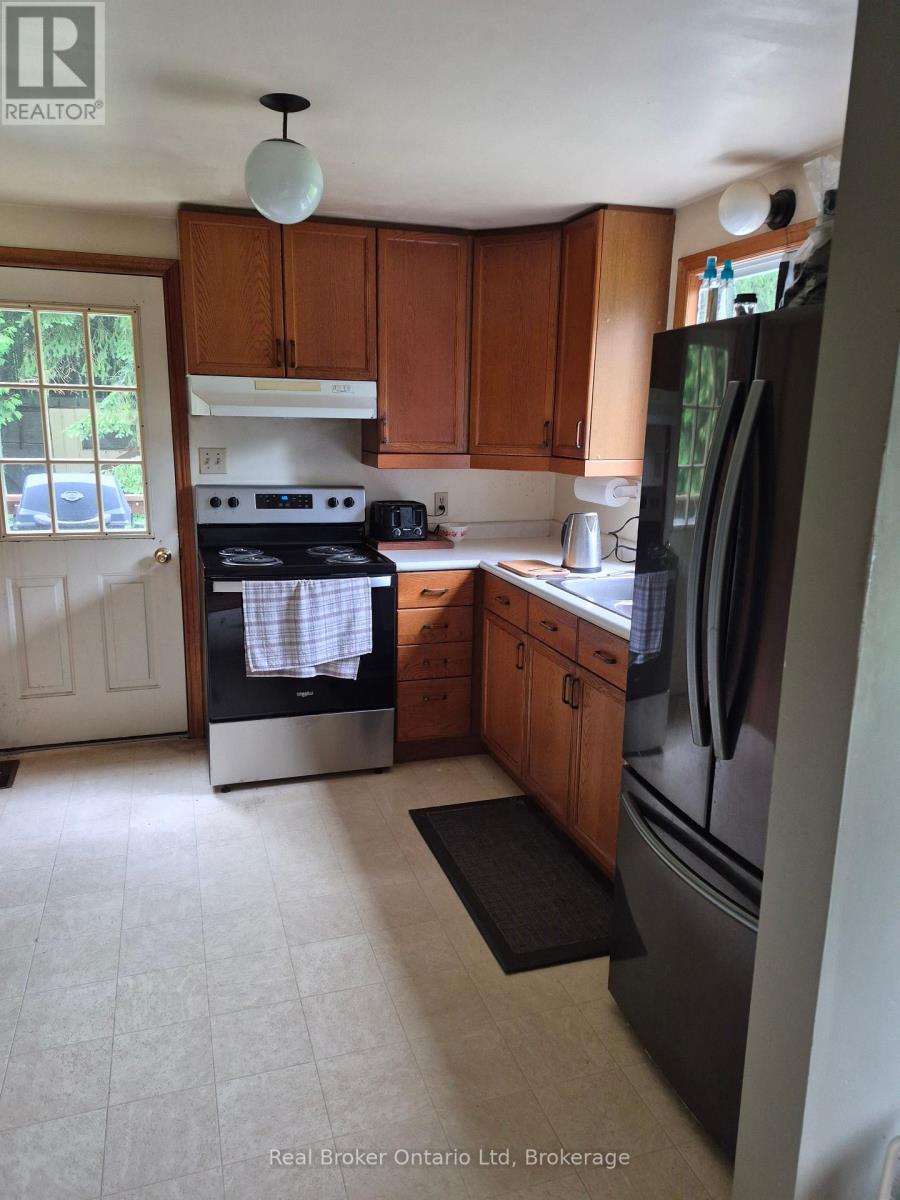 775522 Highway 10 Highway S, West Grey, Ontario  N0C 1H0 - Photo 11 - X13739570