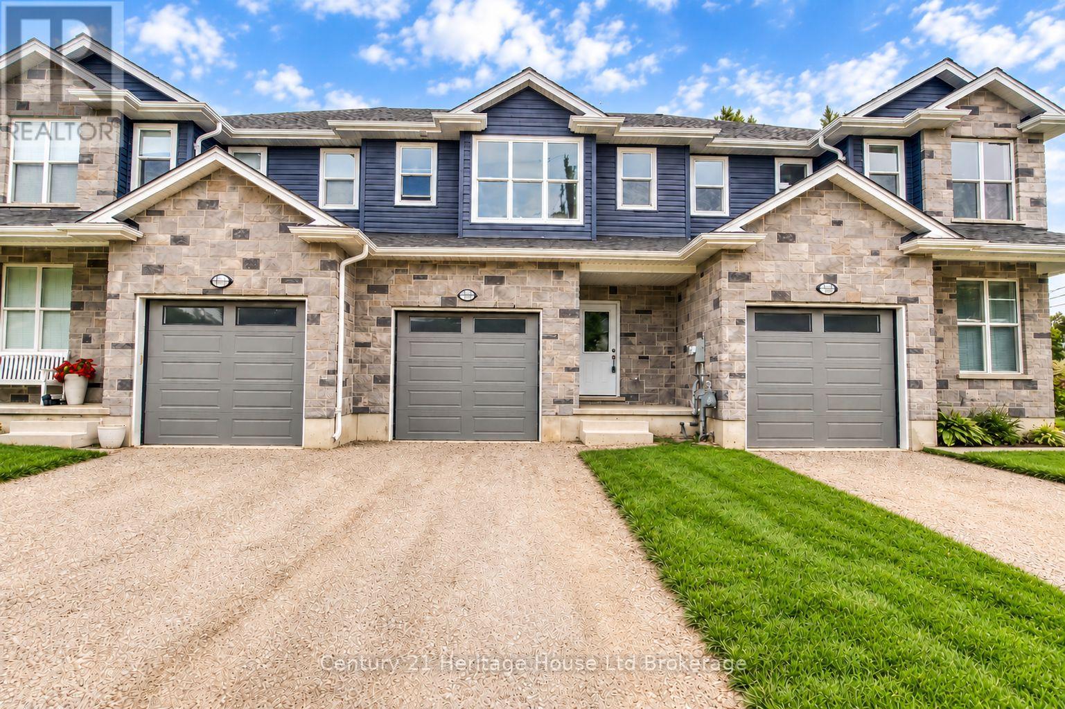 2 - 50 BLANDFORD STREET, Woodstock, Ontario
