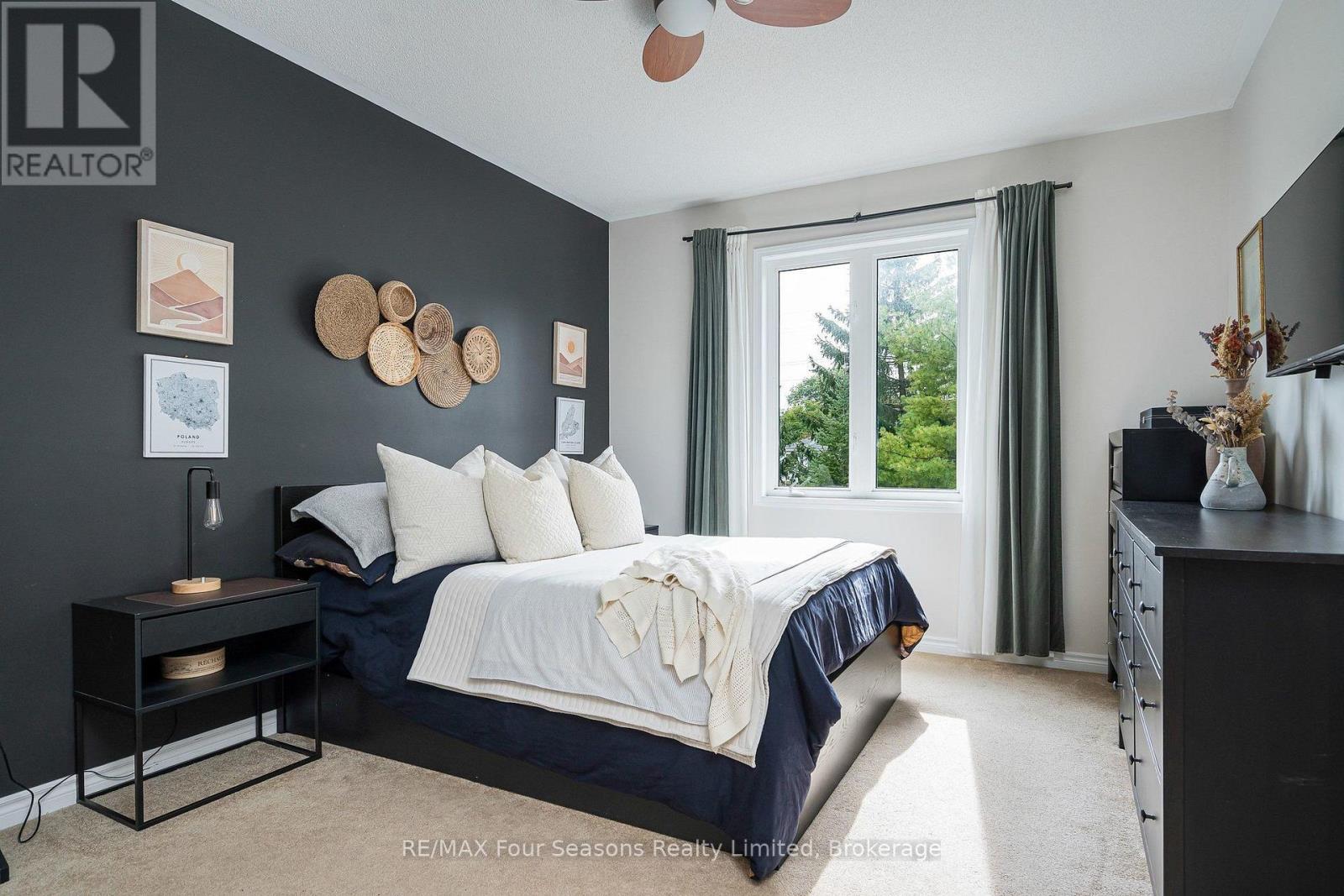 32 Christy Drive, Wasaga Beach, Ontario  L9Z 1C9 - Photo 13 - S13764966
