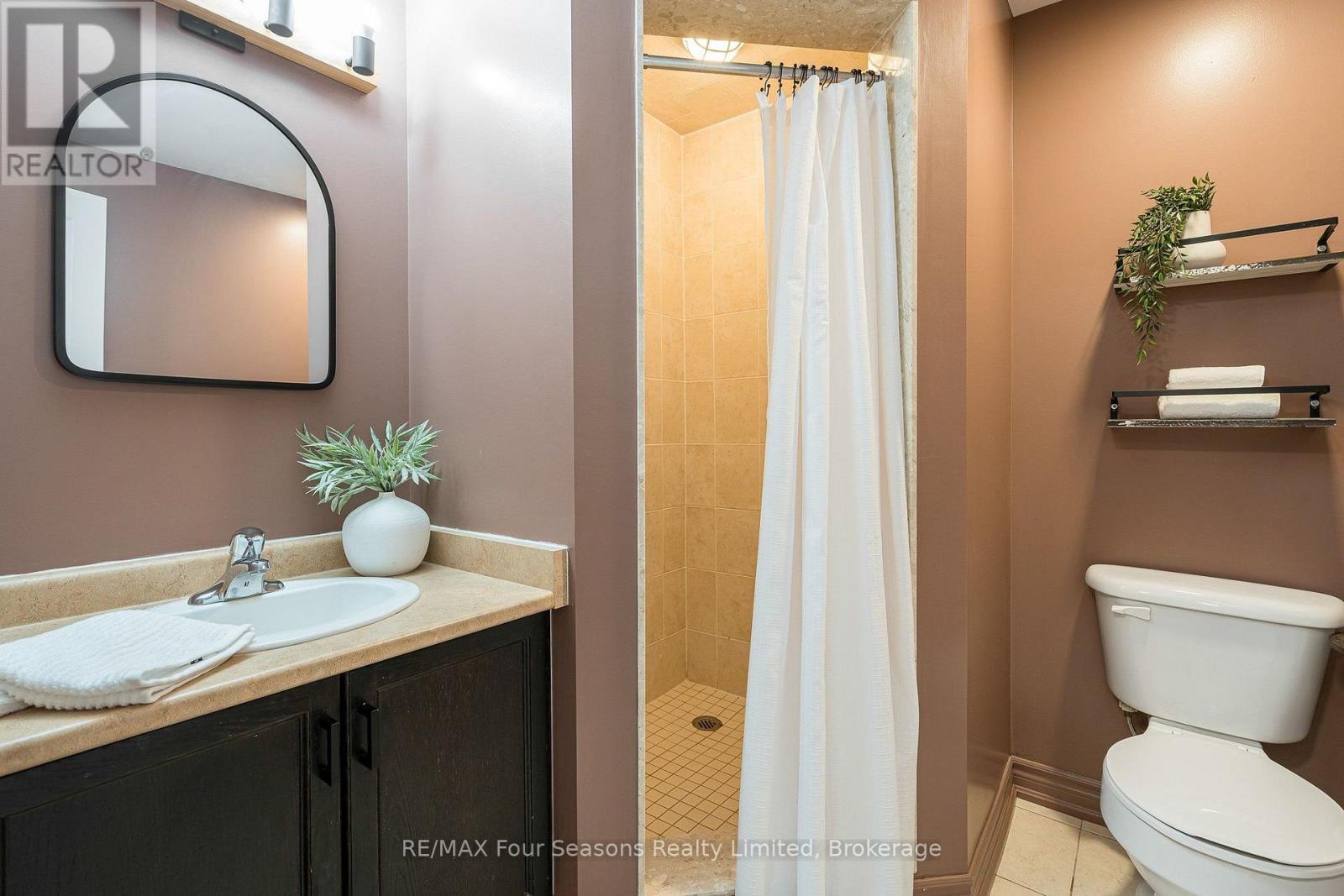 32 Christy Drive, Wasaga Beach, Ontario  L9Z 1C9 - Photo 23 - S13764966