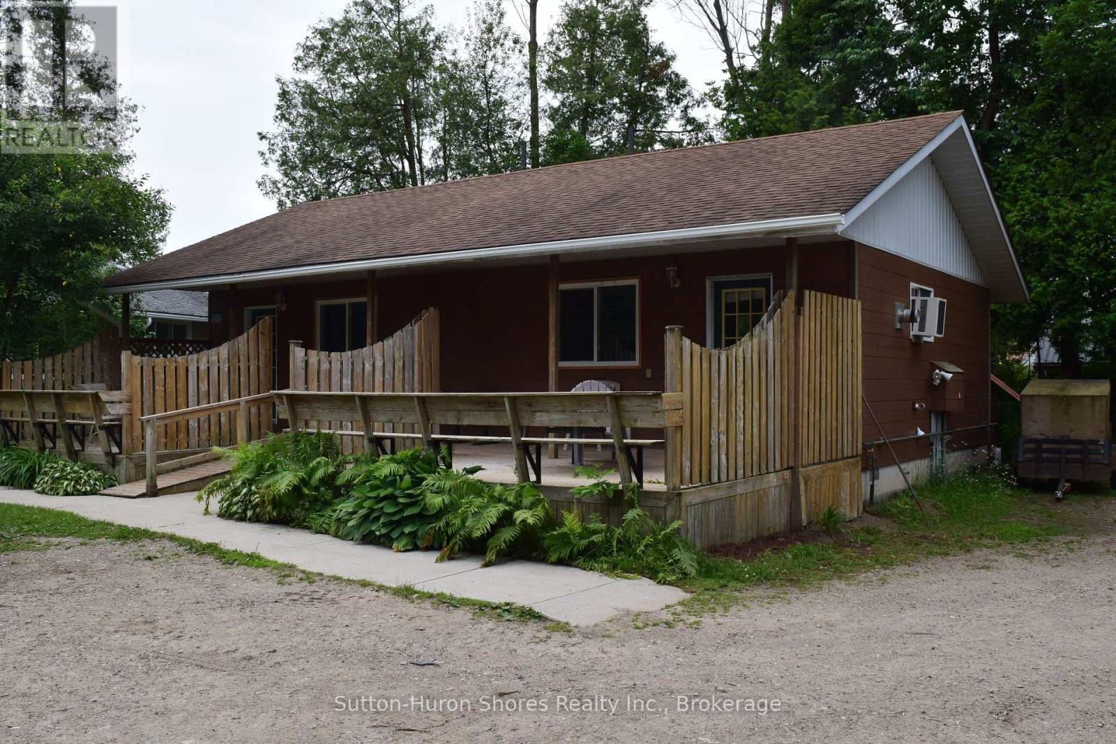 95 Mcvicar Street, Saugeen Shores, Ontario  N0H 2C0 - Photo 11 - X12397862