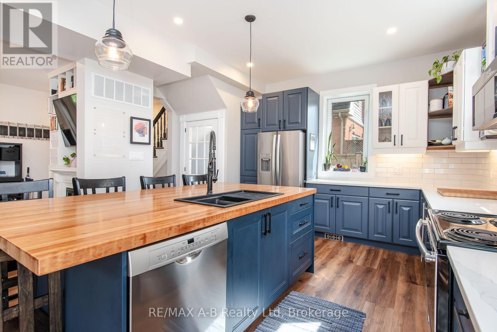 69 Louise Street, Stratford, Ontario  N5A 2E3 - Photo 31 - X13765174
