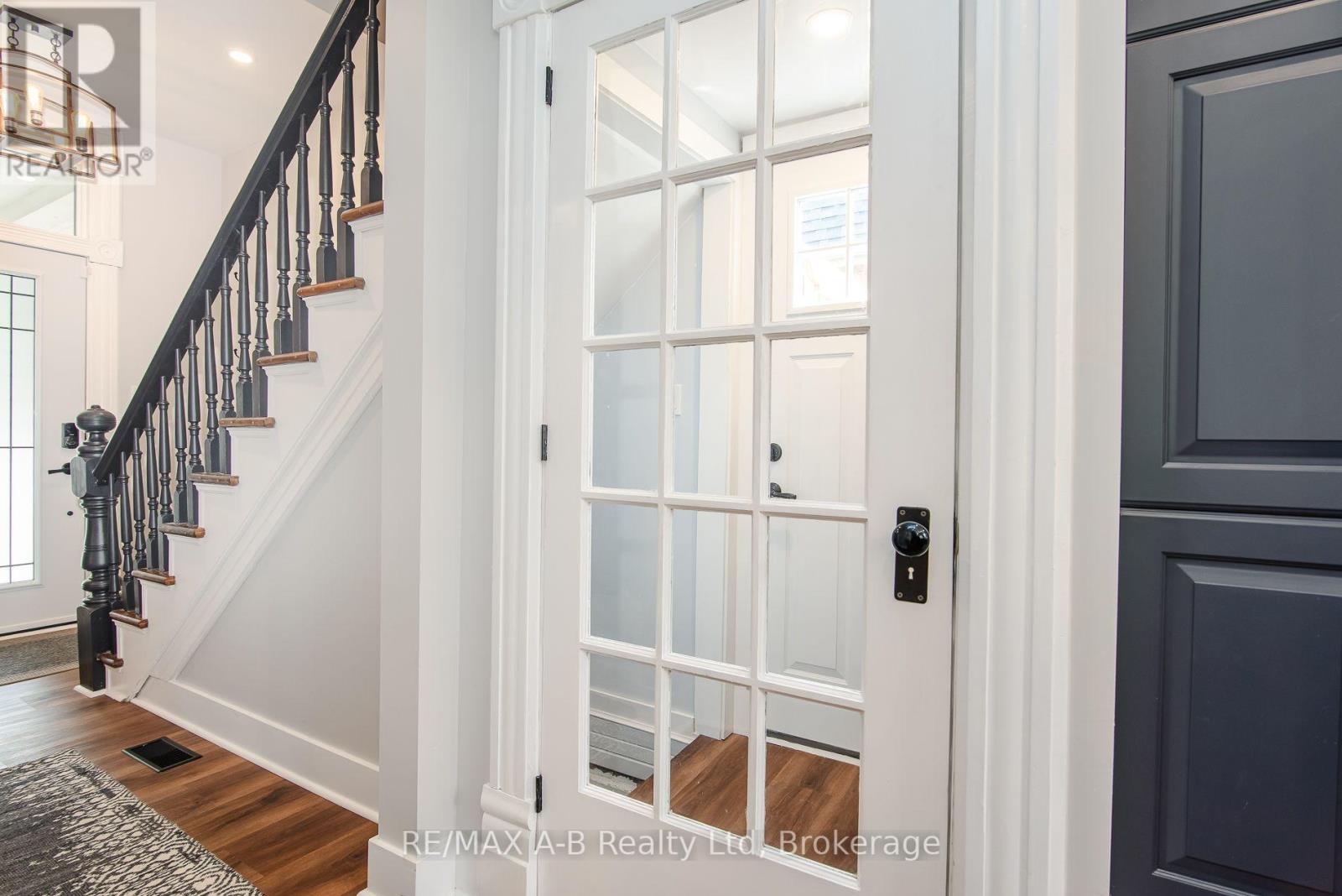 69 Louise Street, Stratford, Ontario  N5A 2E3 - Photo 39 - X13765174