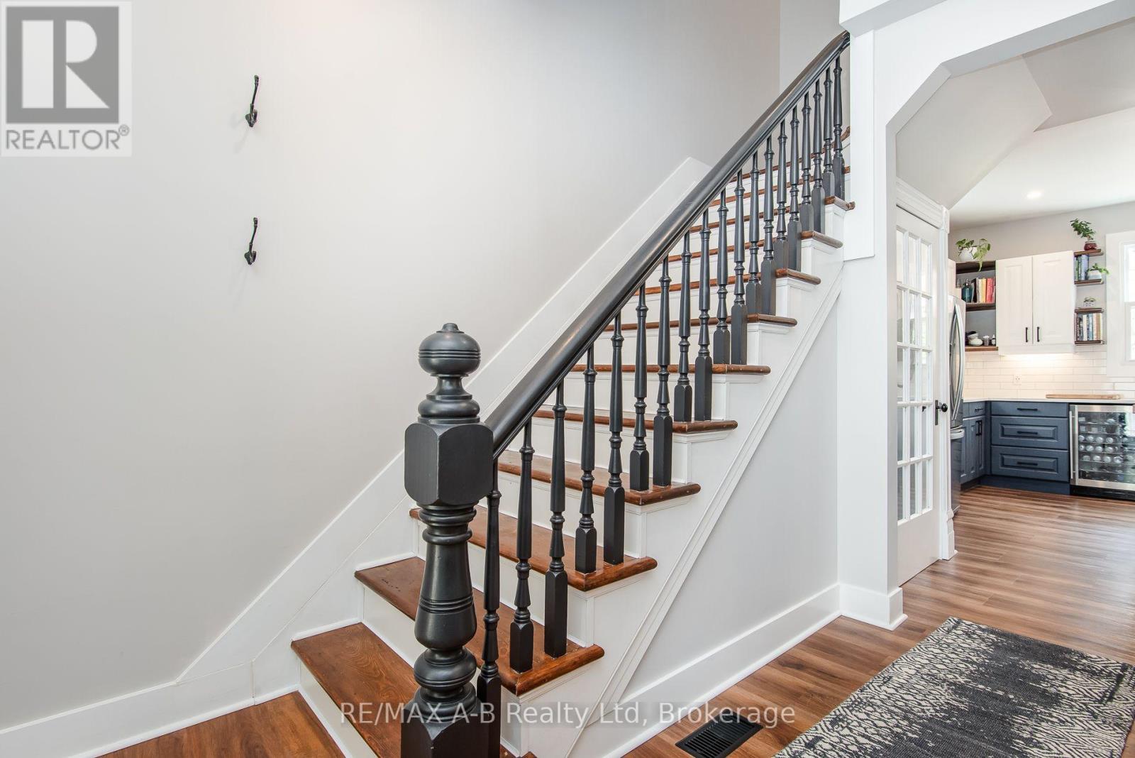 69 Louise Street, Stratford, Ontario  N5A 2E3 - Photo 40 - X13765174