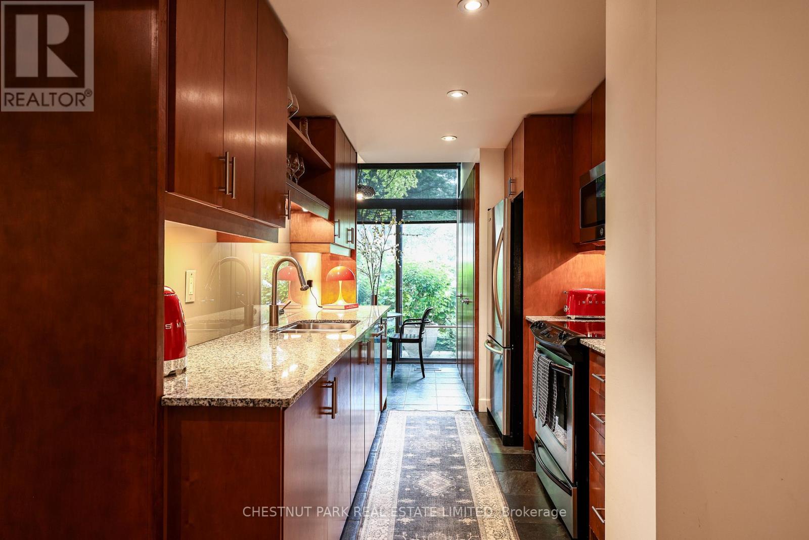 271 Mutual Street, Toronto, Ontario  M4Y 1X6 - Photo 5 - C13764922