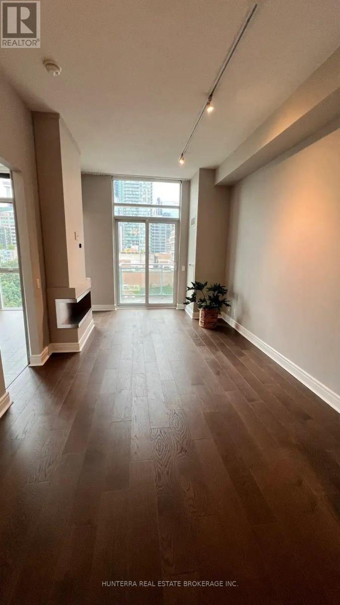 112 George Street, Toronto, Ontario  M5A 2M5 - Photo 3 - C13764954