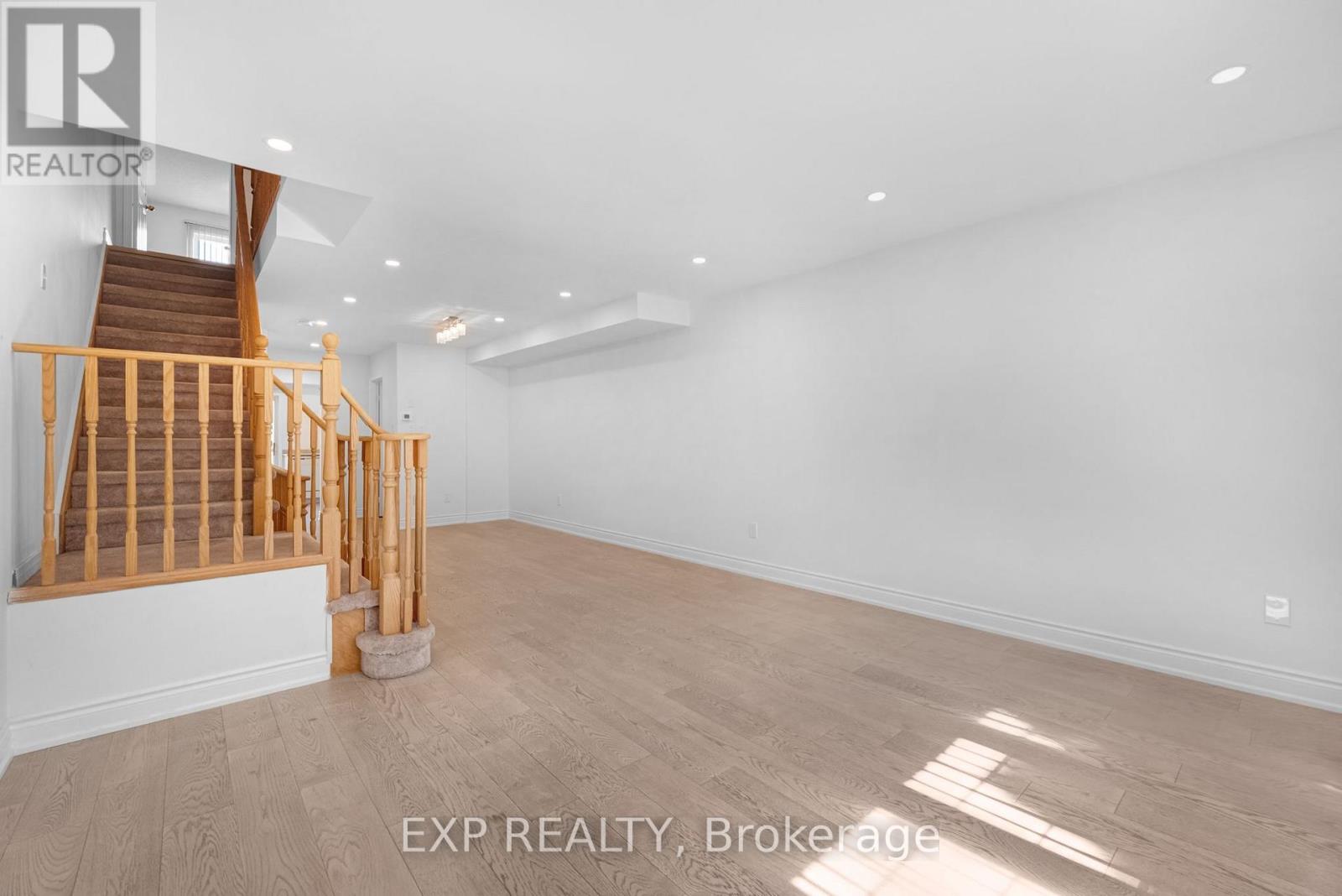 144 Bartley Drive, Toronto, Ontario  M4A 1C5 - Photo 20 - C13765002