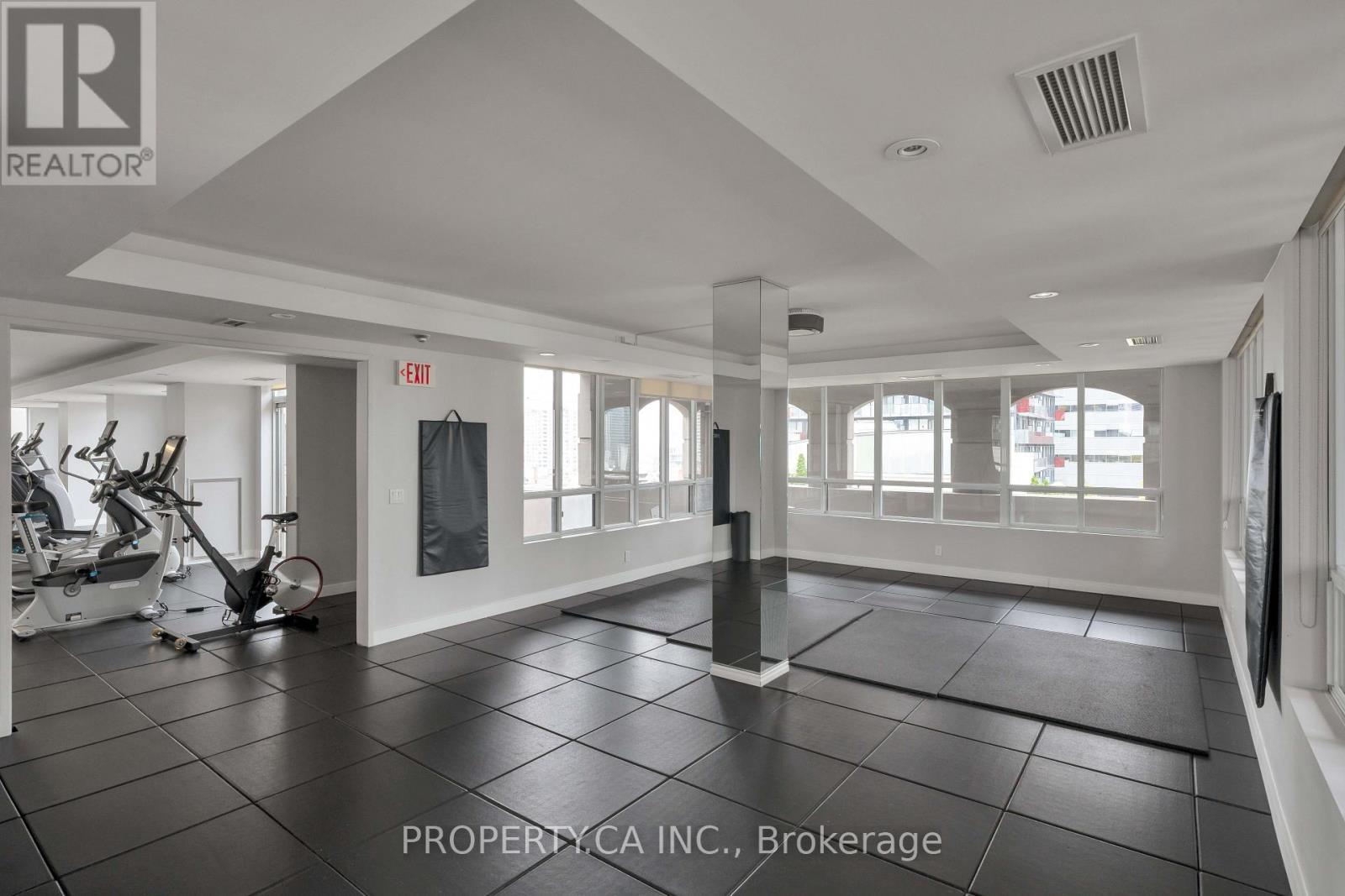 #919 - 140 Simcoe Street, Toronto, Ontario  M5H 4E9 - Photo 19 - C13765060