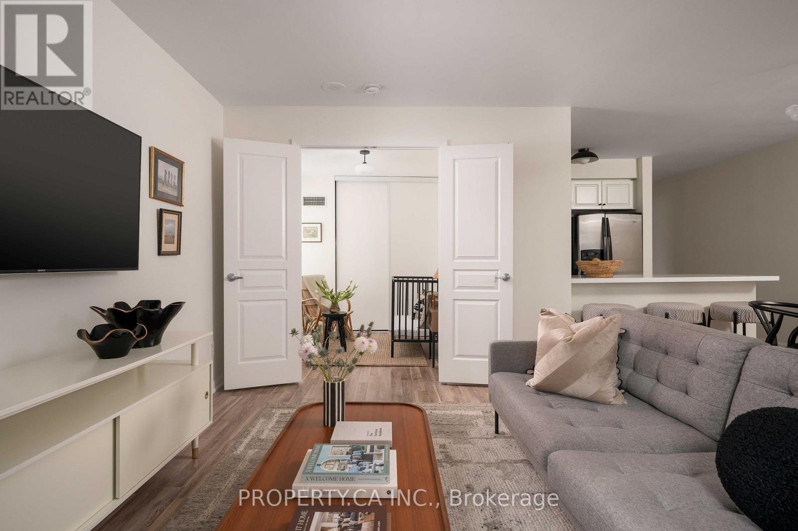 #919 - 140 Simcoe Street, Toronto, Ontario  M5H 4E9 - Photo 8 - C13765060