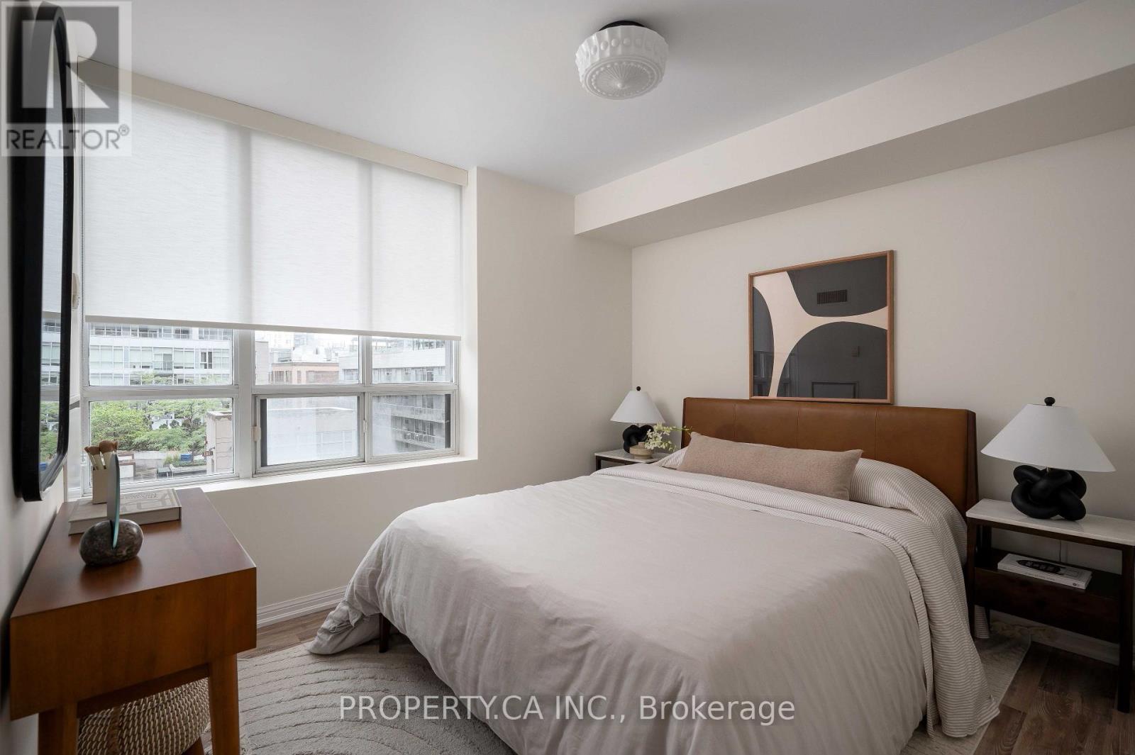 #919 - 140 Simcoe Street, Toronto, Ontario  M5H 4E9 - Photo 9 - C13765060