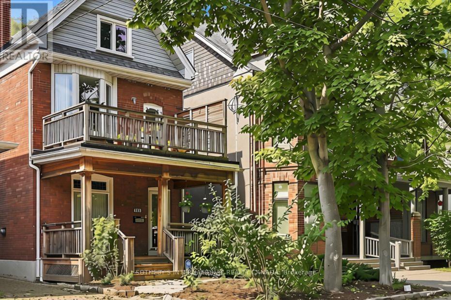 356 HOWLAND AVENUE, Toronto, Ontario