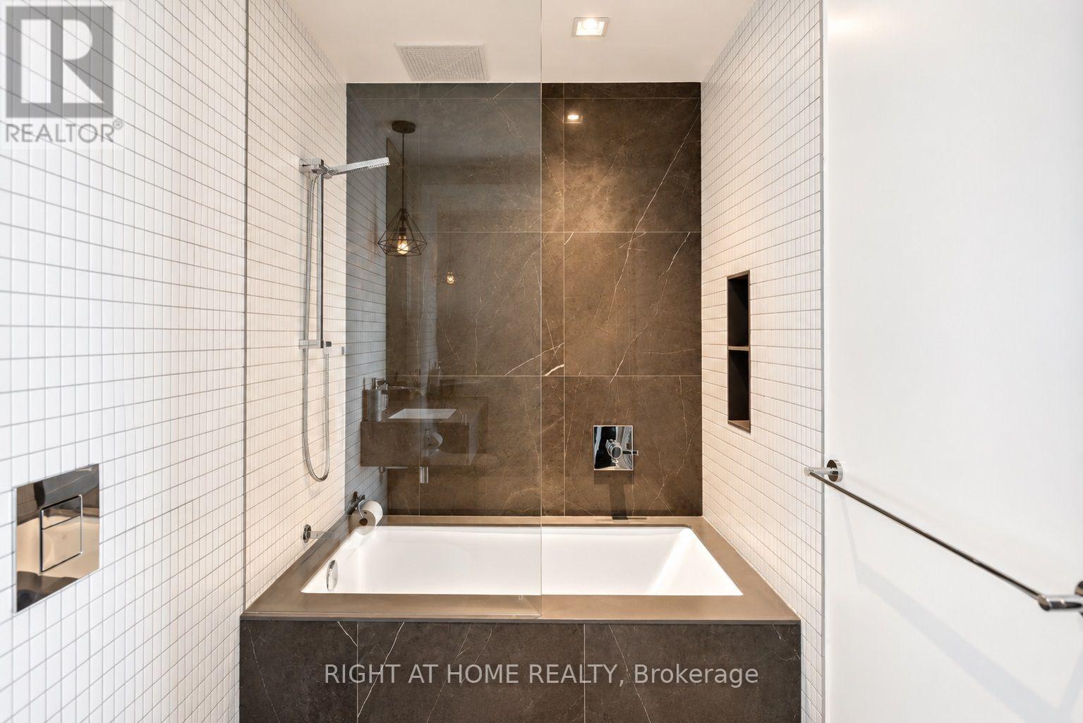 7304 - 1 Bloor East Street E, Toronto, Ontario  M4Y 2Z1 - Photo 20 - C13765274