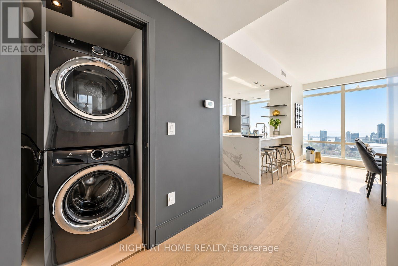 7304 - 1 Bloor East Street E, Toronto, Ontario  M4Y 2Z1 - Photo 21 - C13765274