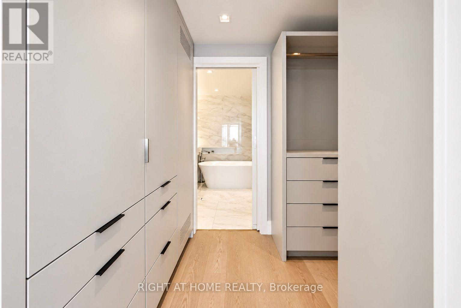 7304 - 1 Bloor East Street E, Toronto, Ontario  M4Y 2Z1 - Photo 23 - C13765274