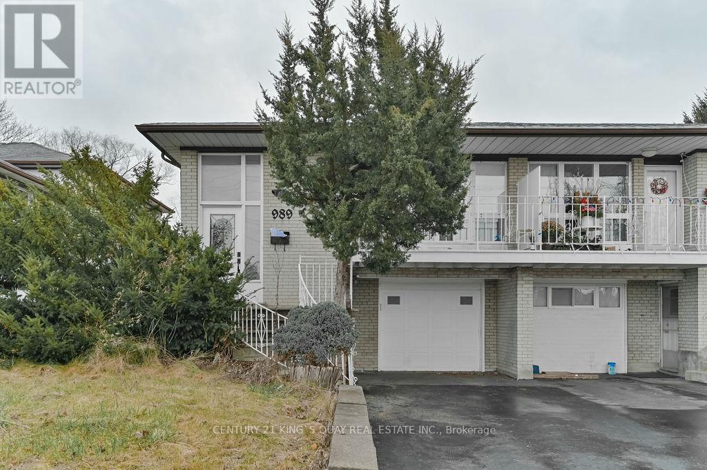 LOWER - 989 OLD CUMMER AVENUE, Toronto, Ontario
