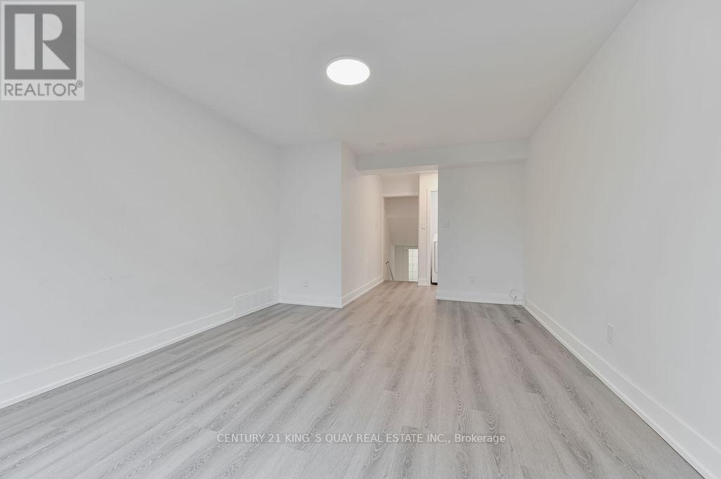 Lower - 989 Old Cummer Avenue, Toronto, Ontario  M2H 1W5 - Photo 12 - C13765276