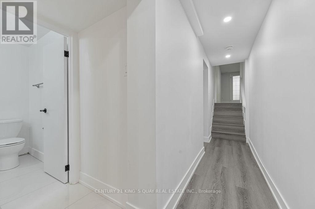 Lower - 989 Old Cummer Avenue, Toronto, Ontario  M2H 1W5 - Photo 13 - C13765276