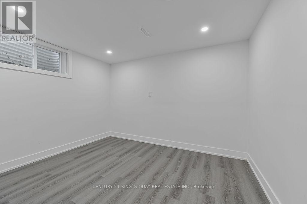 Lower - 989 Old Cummer Avenue, Toronto, Ontario  M2H 1W5 - Photo 14 - C13765276