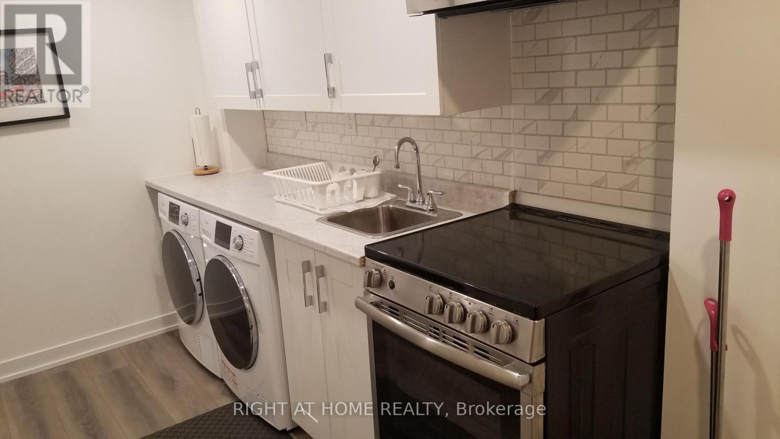 47 Roywood Drive, Toronto, Ontario  M3A 2C8 - Photo 19 - C13765310