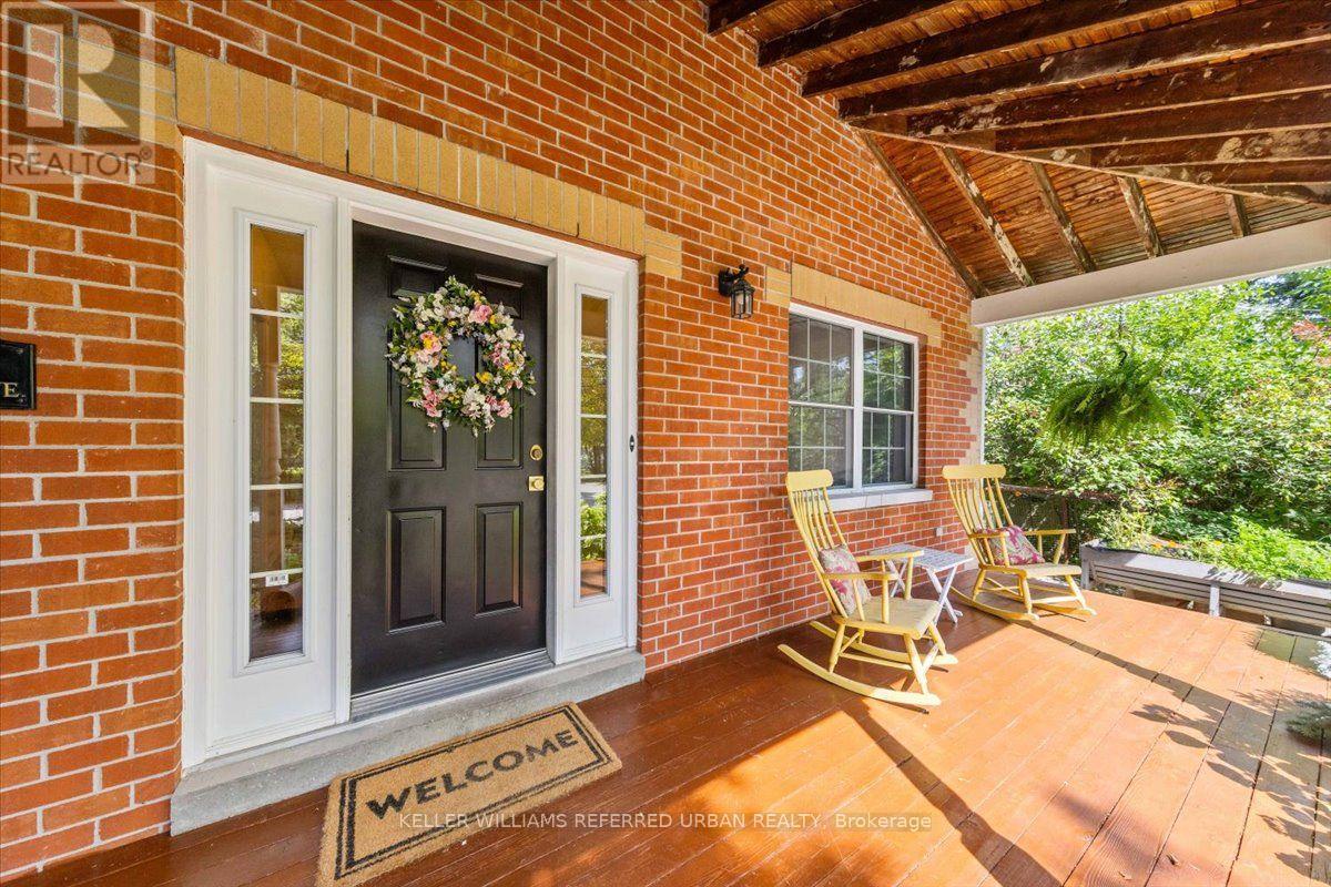 62 Wentworth Avenue, Toronto, Ontario  M2N 1T7 - Photo 3 - C13765378
