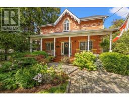 62 WENTWORTH AVENUE, Toronto, Ontario