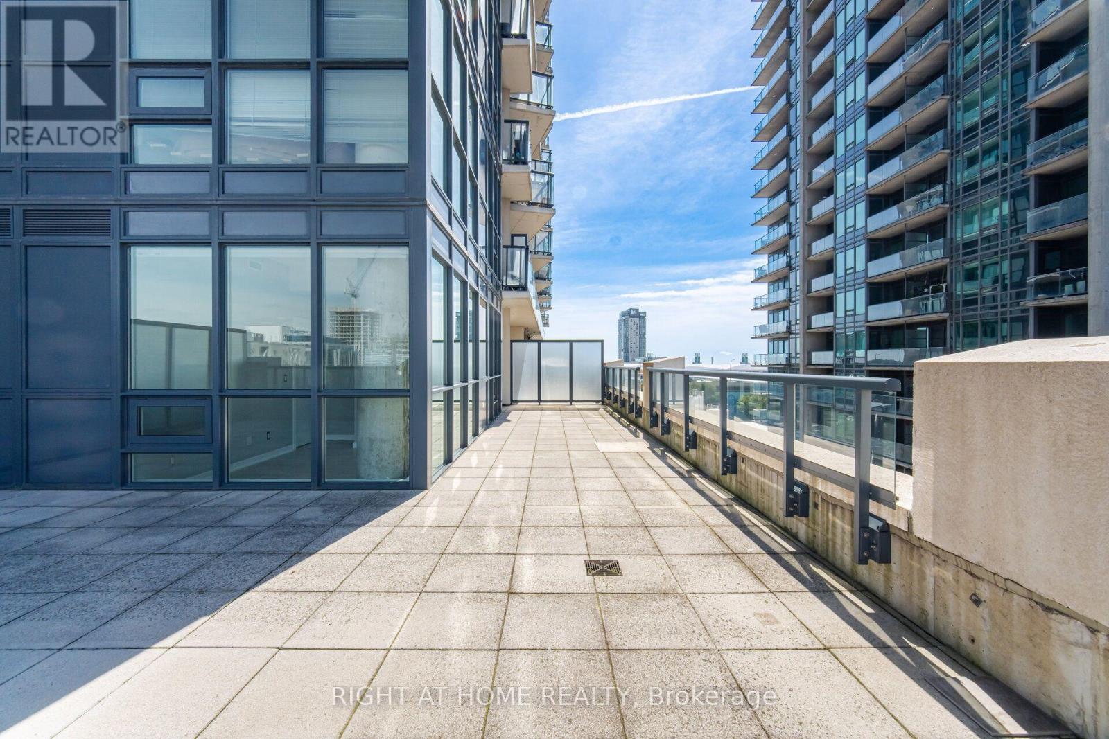 503 - 51 East Liberty Street, Toronto, Ontario  M6K 3P8 - Photo 25 - C13765382