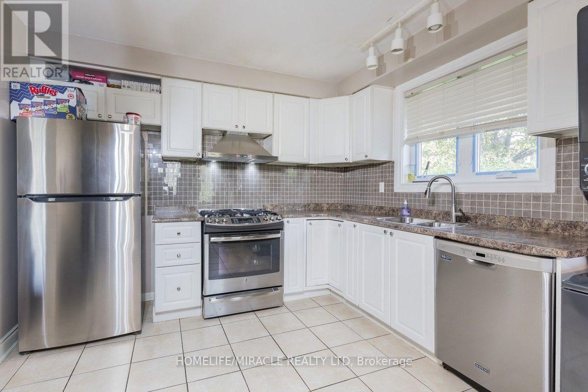 20 Mayhill Crescent, Toronto, Ontario M1G 1K6 - Photo 10 - E13765032