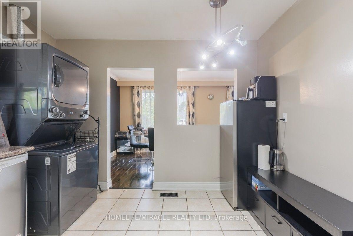 20 Mayhill Crescent, Toronto, Ontario M1G 1K6 - Photo 12 - E13765032