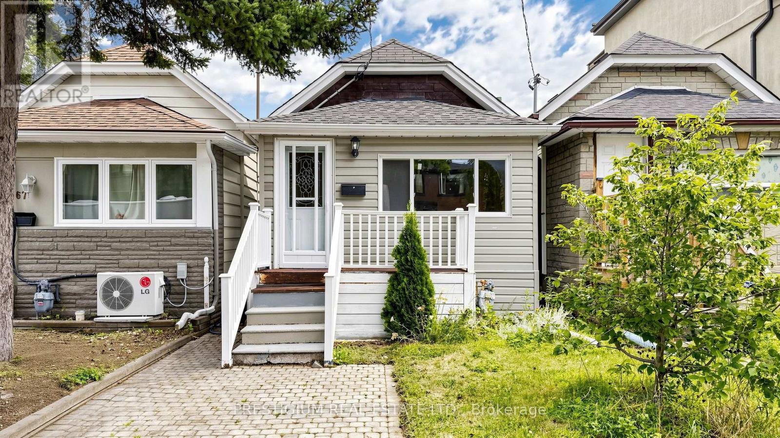 65 Eldon Avenue, Toronto, Ontario  M4C 5G2 - Photo 37 - E13765302