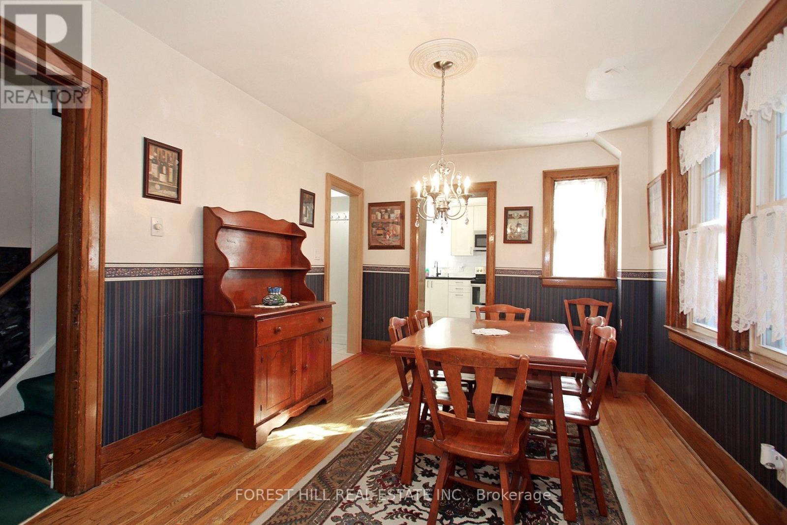 383 Scarborough Road, Toronto, Ontario  M4E 3N1 - Photo 11 - E13765352