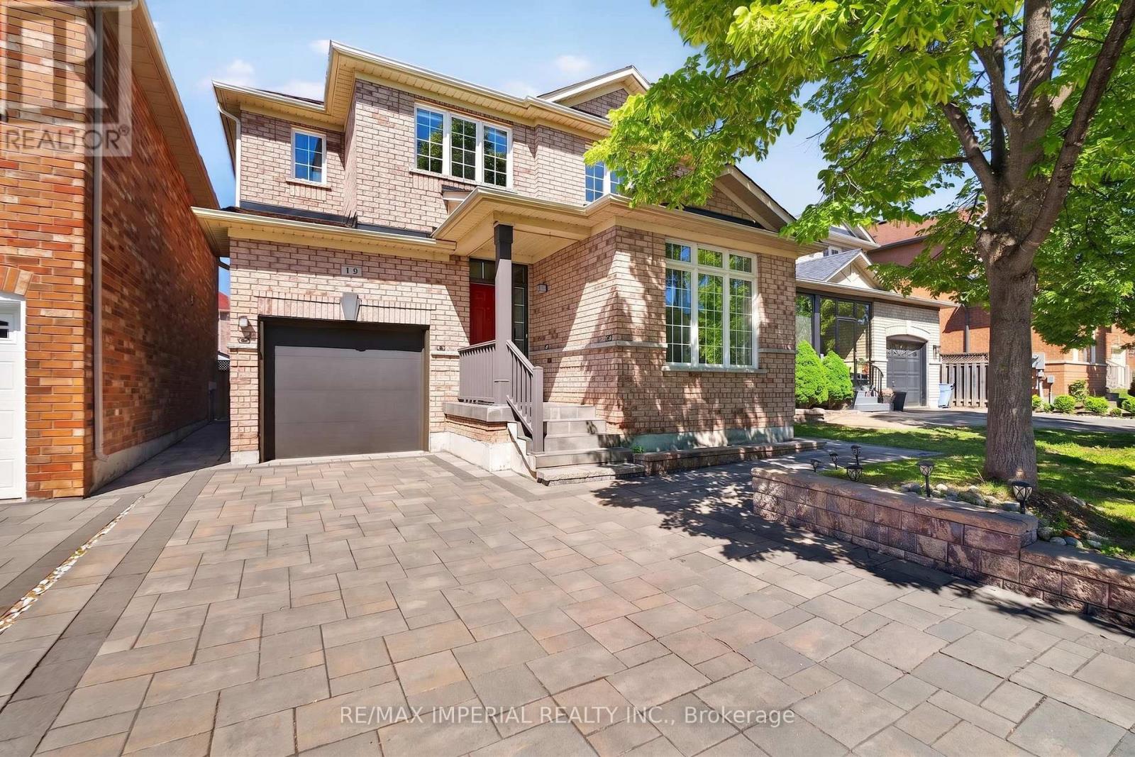 18 DAVIDOFF STREET, markham (wismer), Ontario