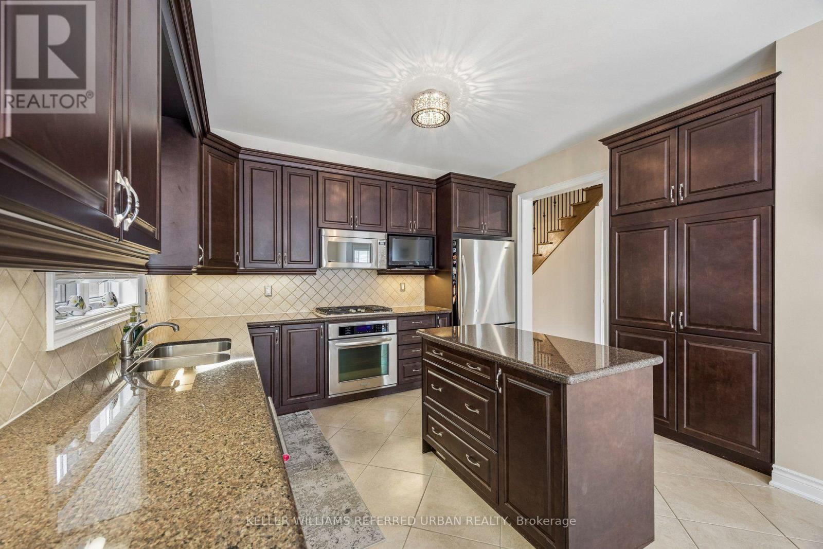 12 Silvestre Avenue, Vaughan, Ontario  L4H 3K1 - Photo 19 - N13765280
