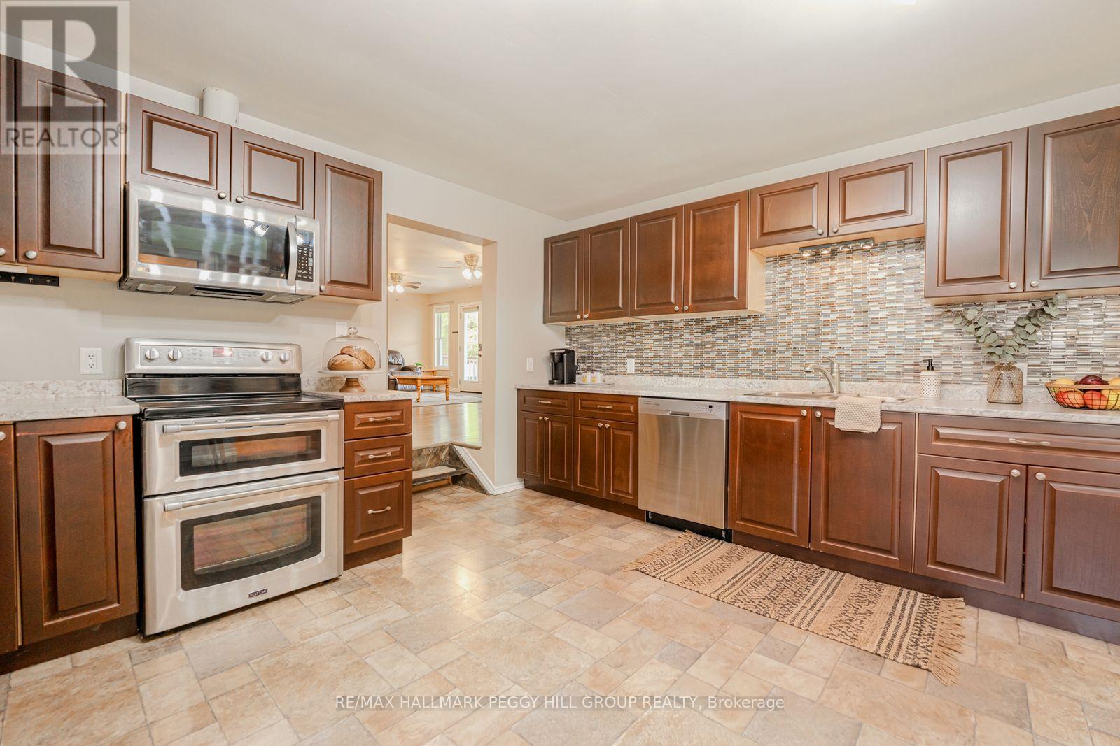 8747 10th Line, Essa, Ontario  L4M 4S4 - Photo 3 - N13765282